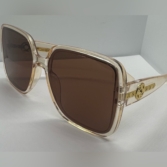 Chic & Trendy Oversized Square Frame Sunglasses - New Fashion Statement! main image 10
